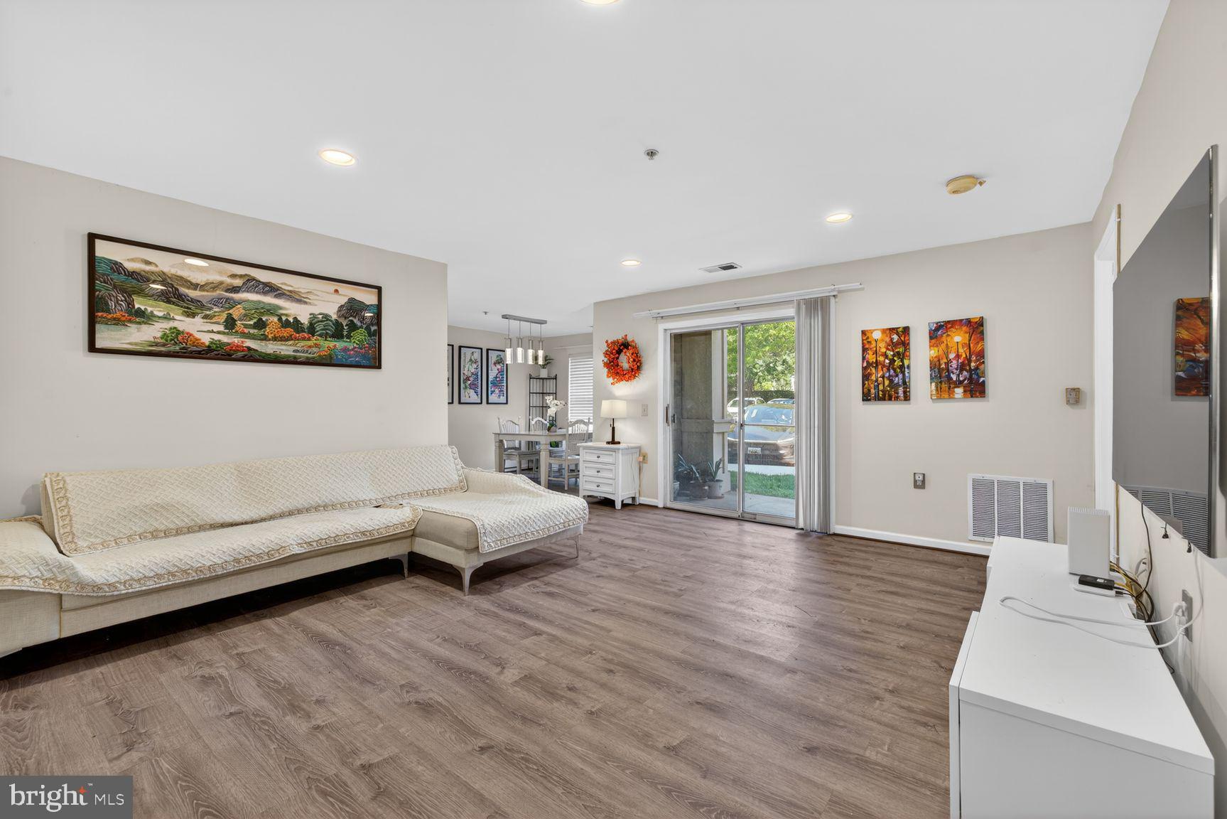 ETON PLACE - Residential