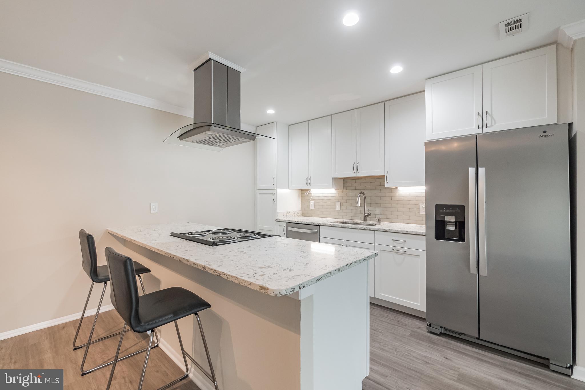 ROSSMOOR MUTUAL #11 - Residential