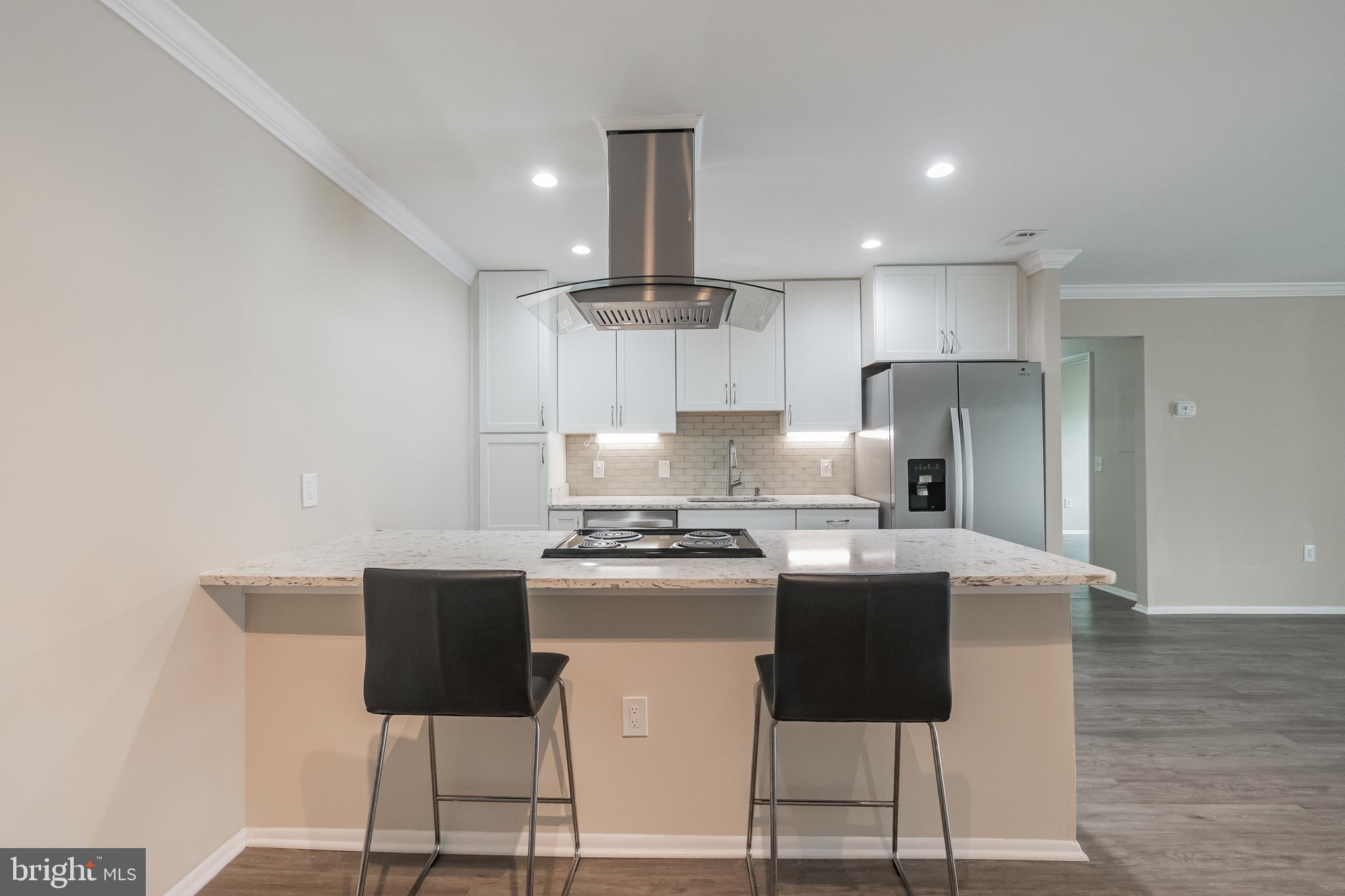 ROSSMOOR MUTUAL #11 - Residential
