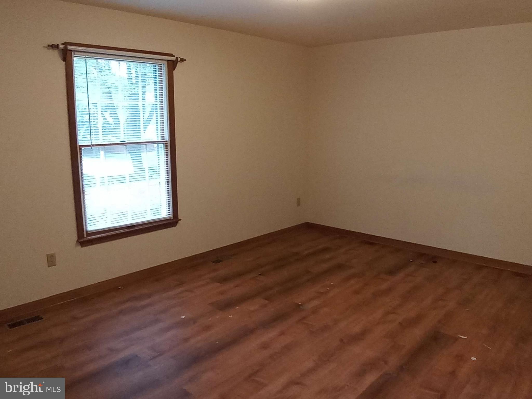 HARVESTDALE - Residential Lease