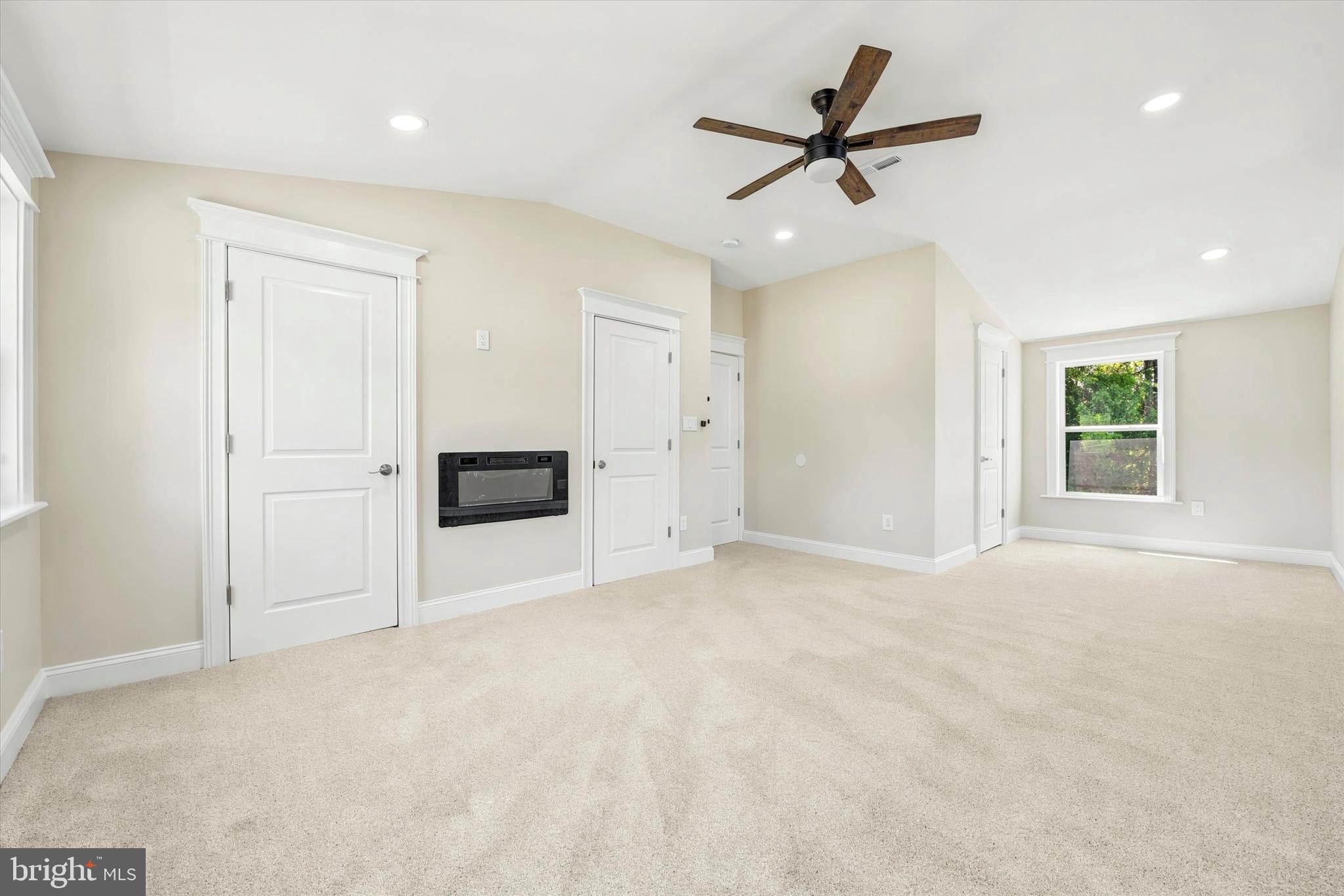 THORNTON - Residential