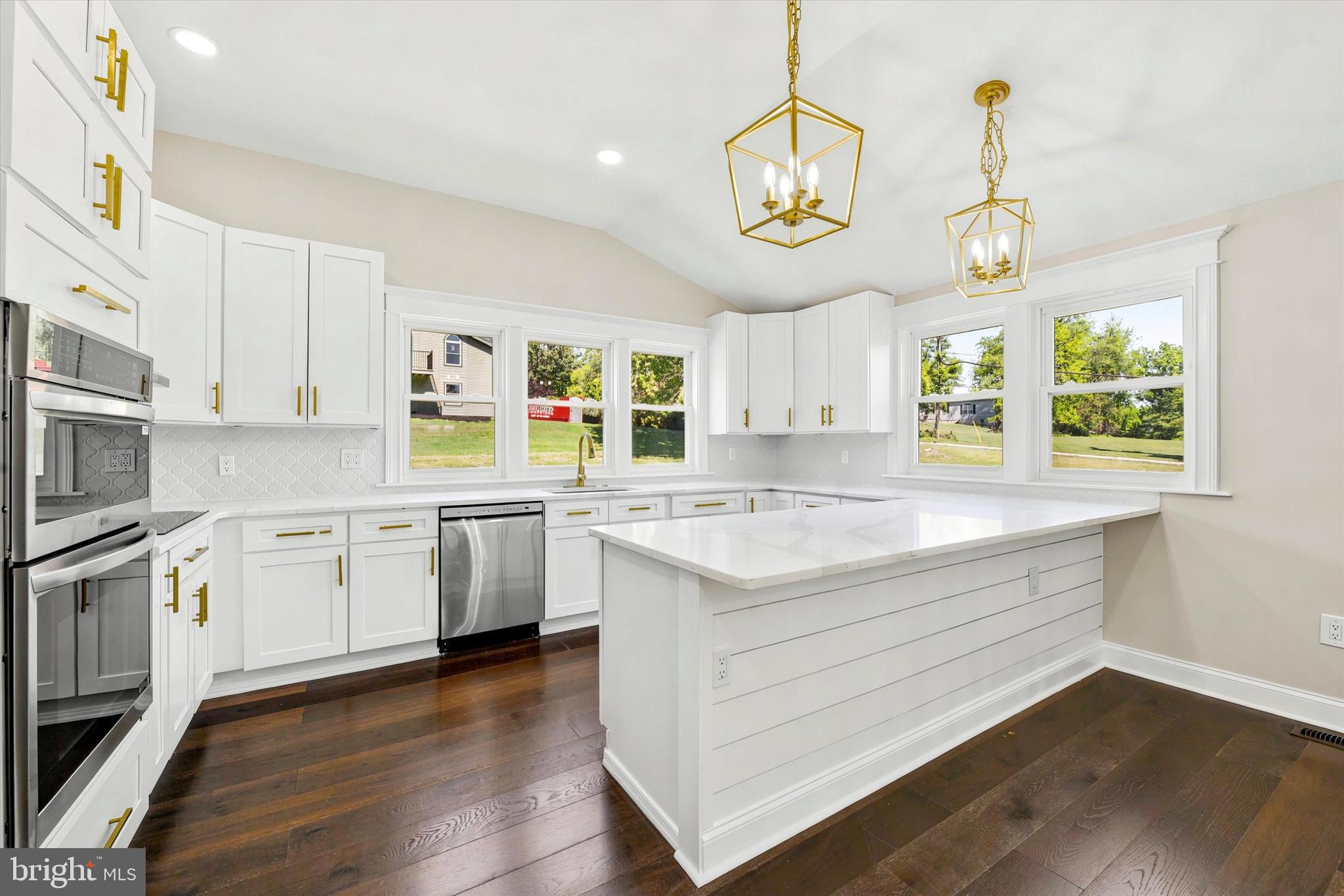 THORNTON - Residential
