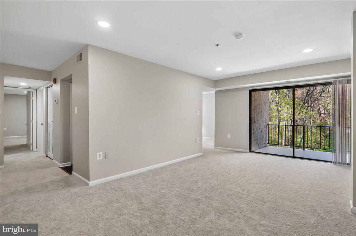 GREENBRIAR CONDO - Residential
