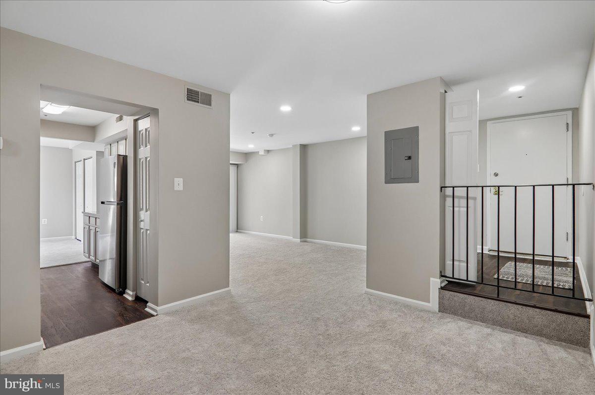 GREENBRIAR CONDO - Residential