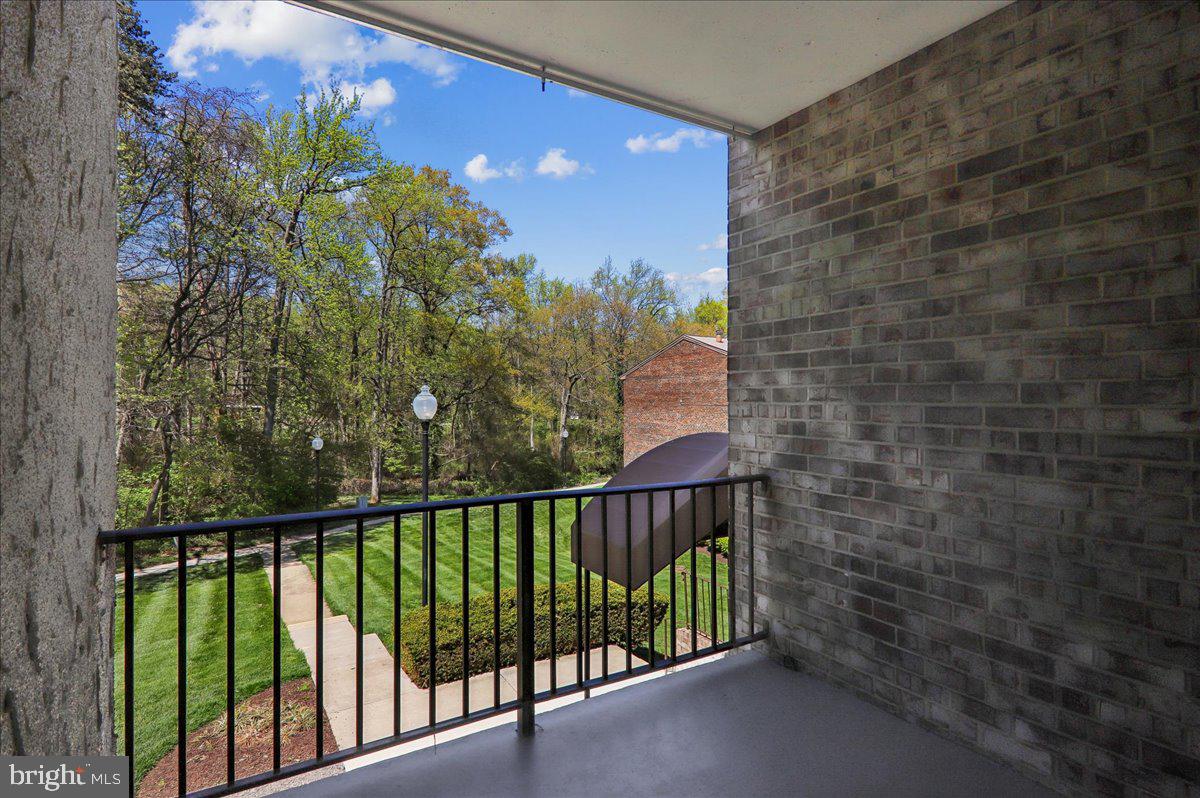 GREENBRIAR CONDO - Residential