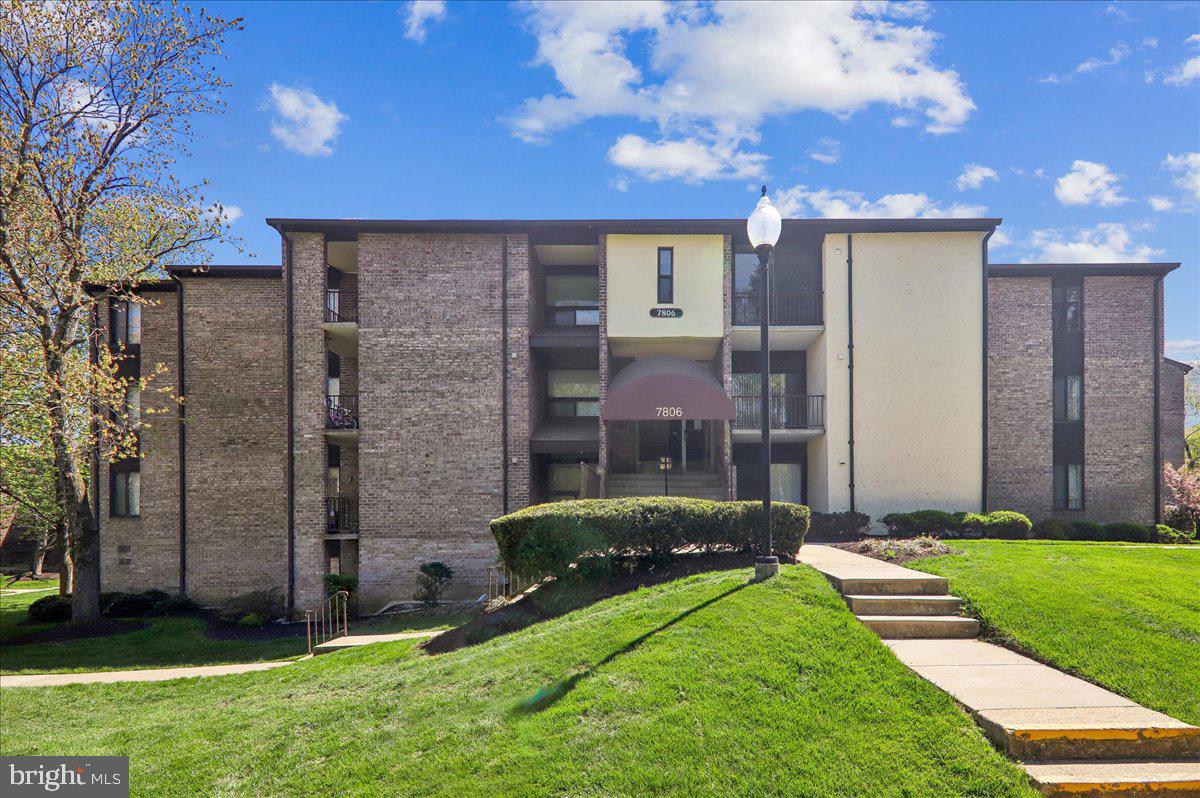 GREENBRIAR CONDO - Residential