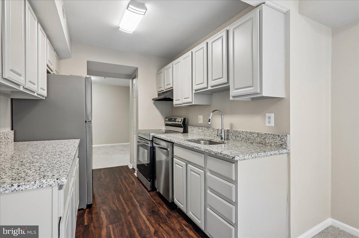 GREENBRIAR CONDO - Residential