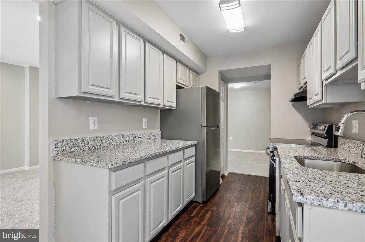 GREENBRIAR CONDO - Residential