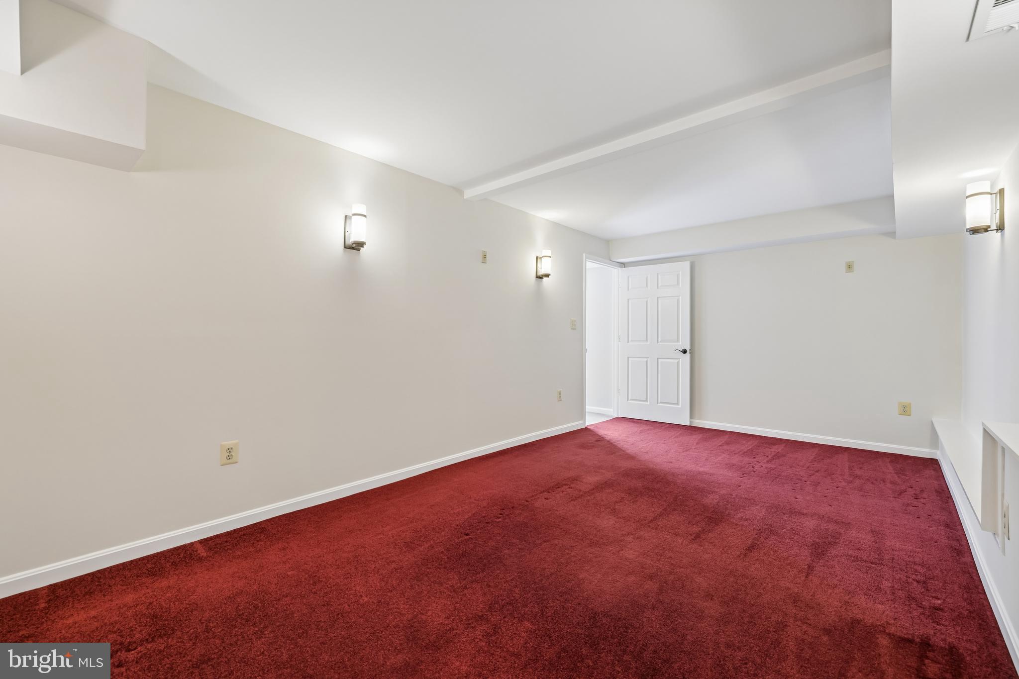 BLUE RIDGE MANOR - Residential