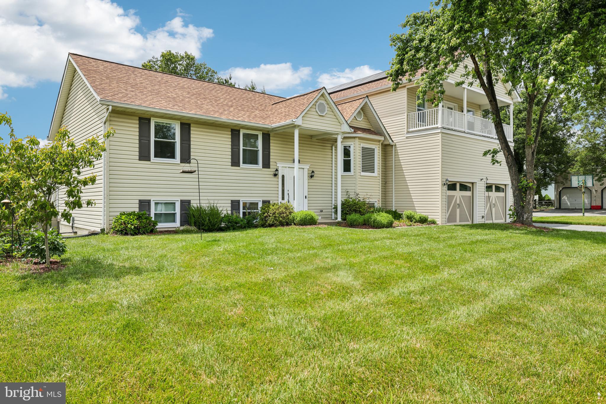 BLUE RIDGE MANOR - Residential