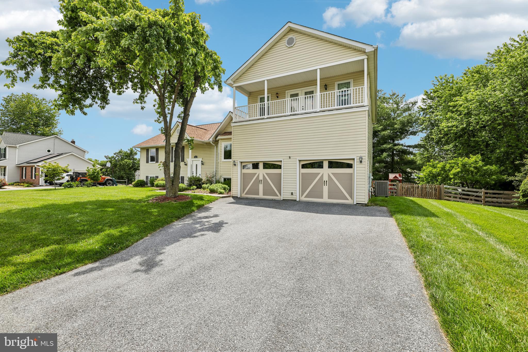 BLUE RIDGE MANOR - Residential