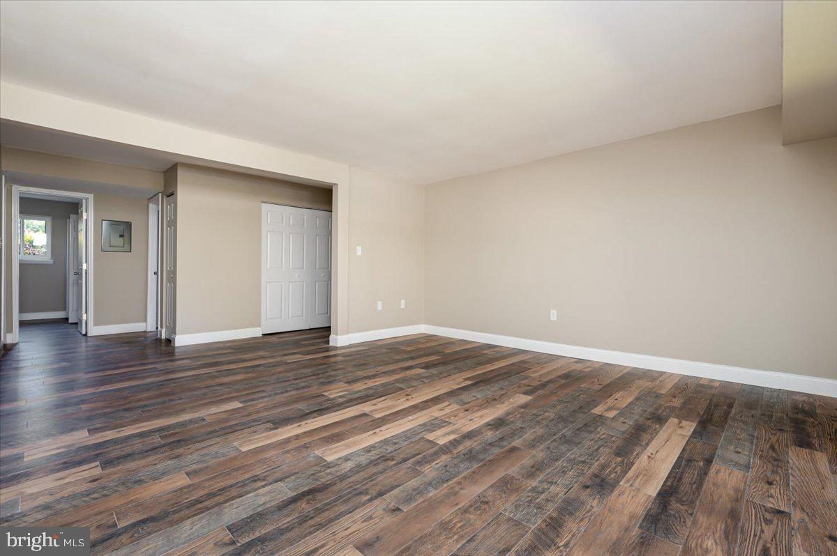ROCKLAND RUN - Residential