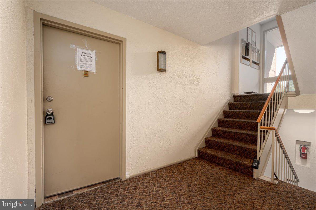 ROCKLAND RUN - Residential
