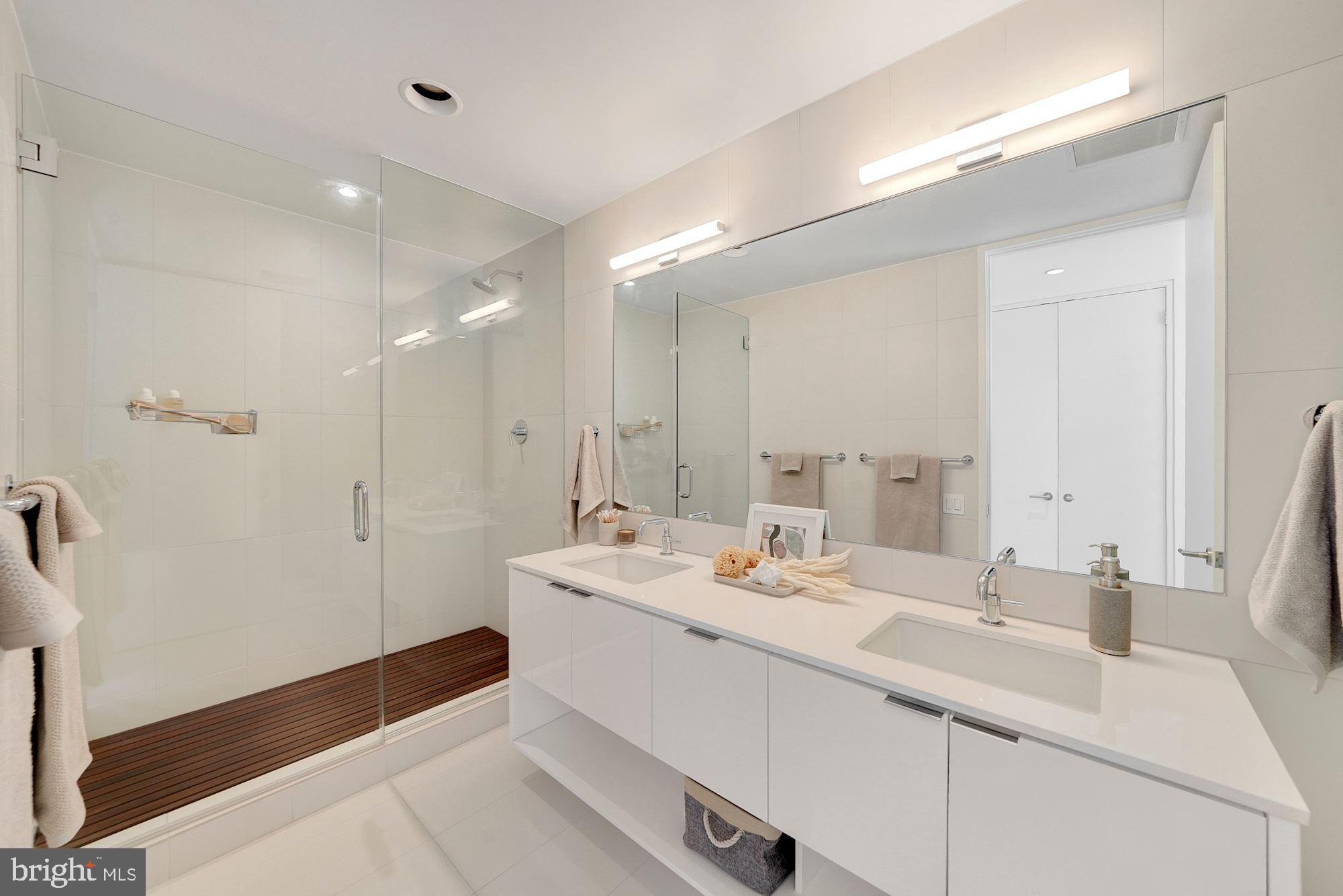 WEST END - Residential