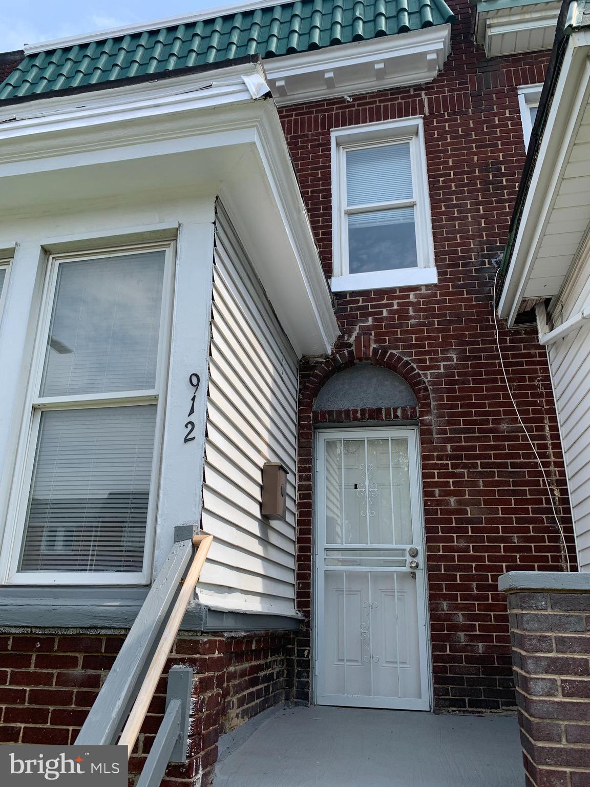 EAST BALTIMORE MIDWAY - Residential