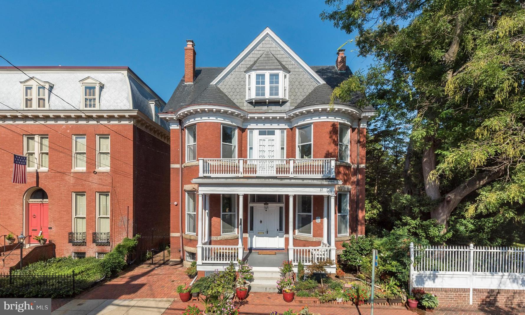 HISTORIC DISTRICT - Residential