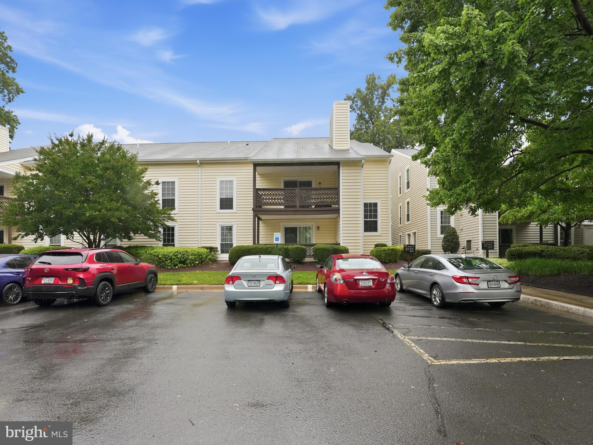THE OAKTON - Residential