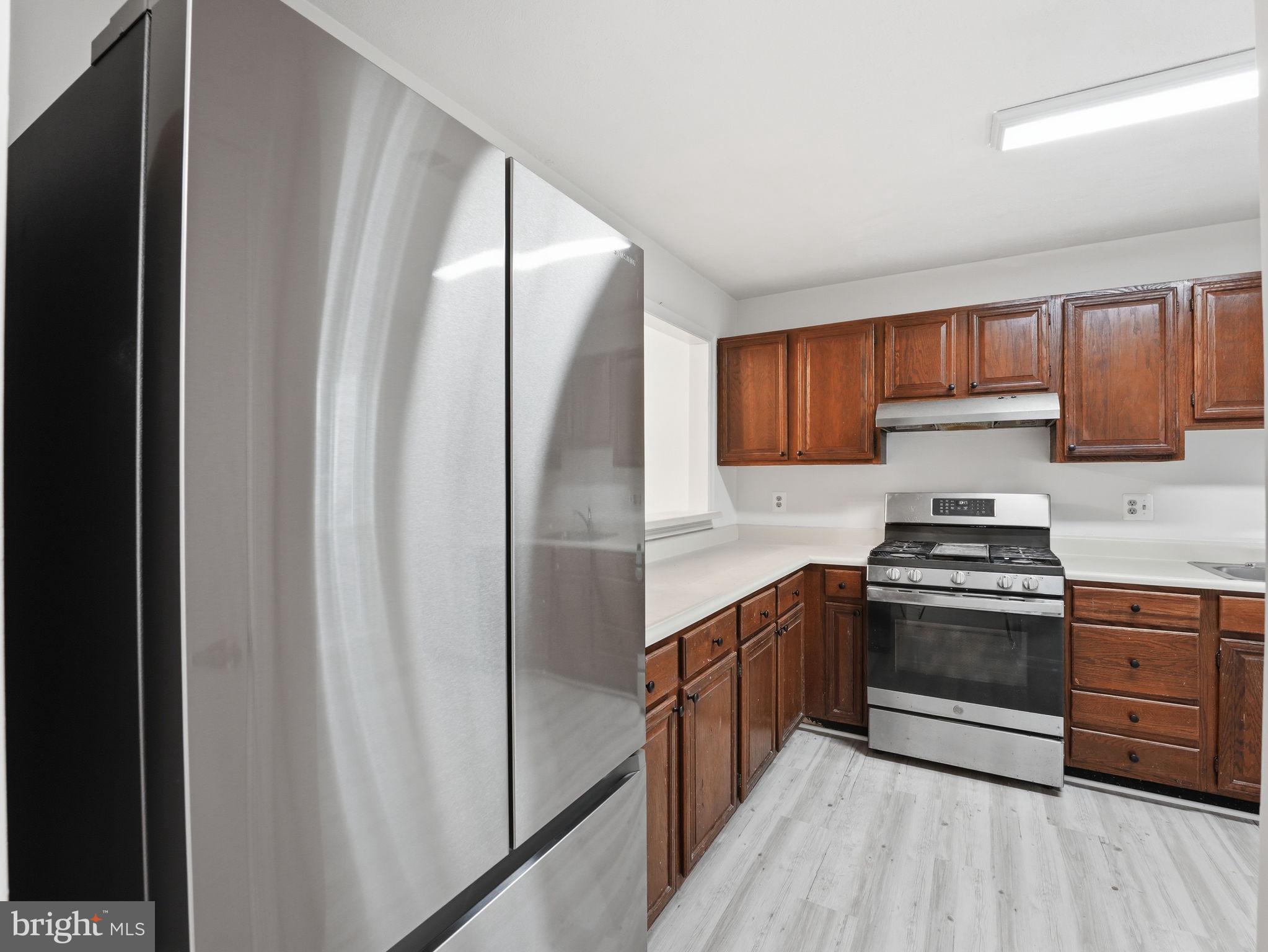 THE OAKTON - Residential