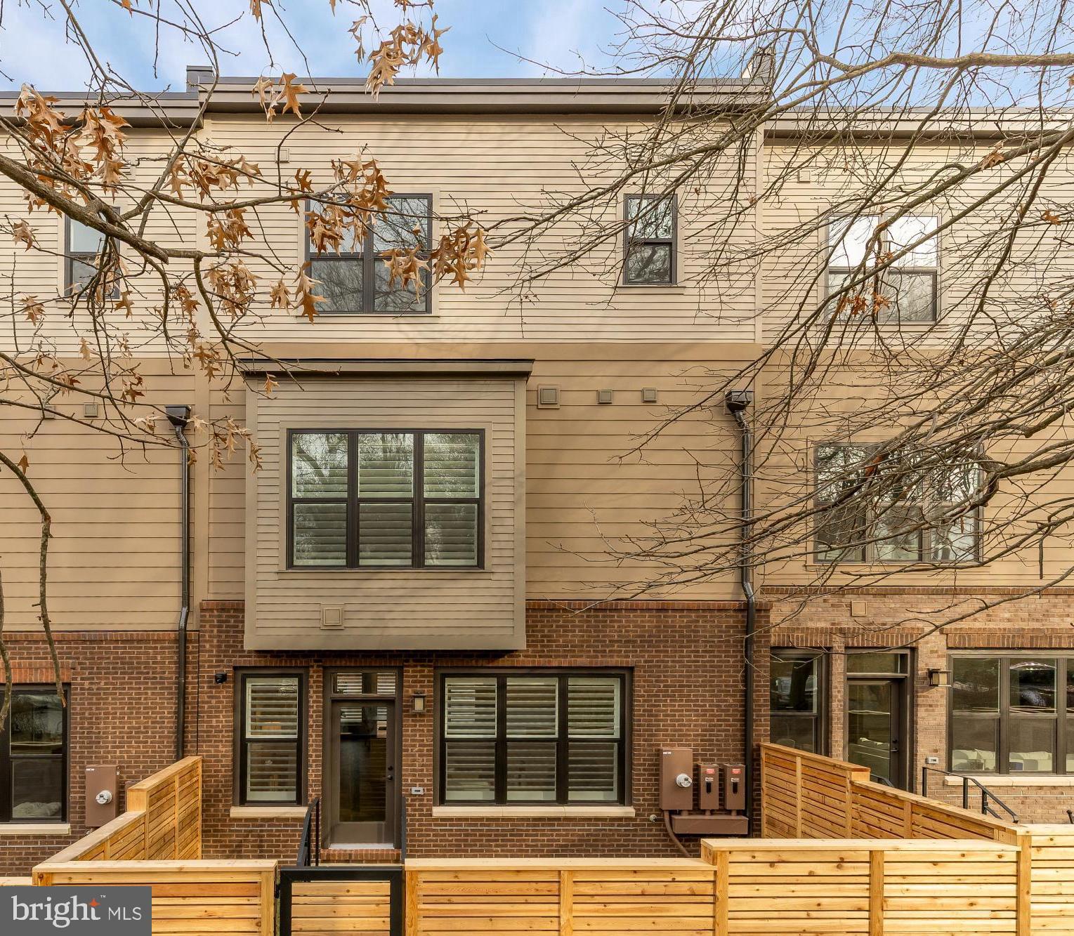 WESTBARD SQUARE - Residential
