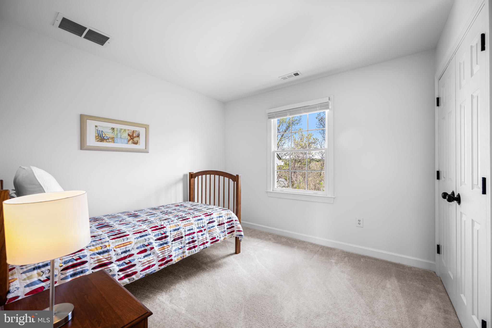 ROCKBURN TOWNSHP - Residential