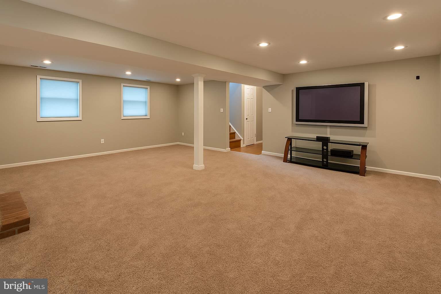 HAYFIELD FARM - Residential Lease