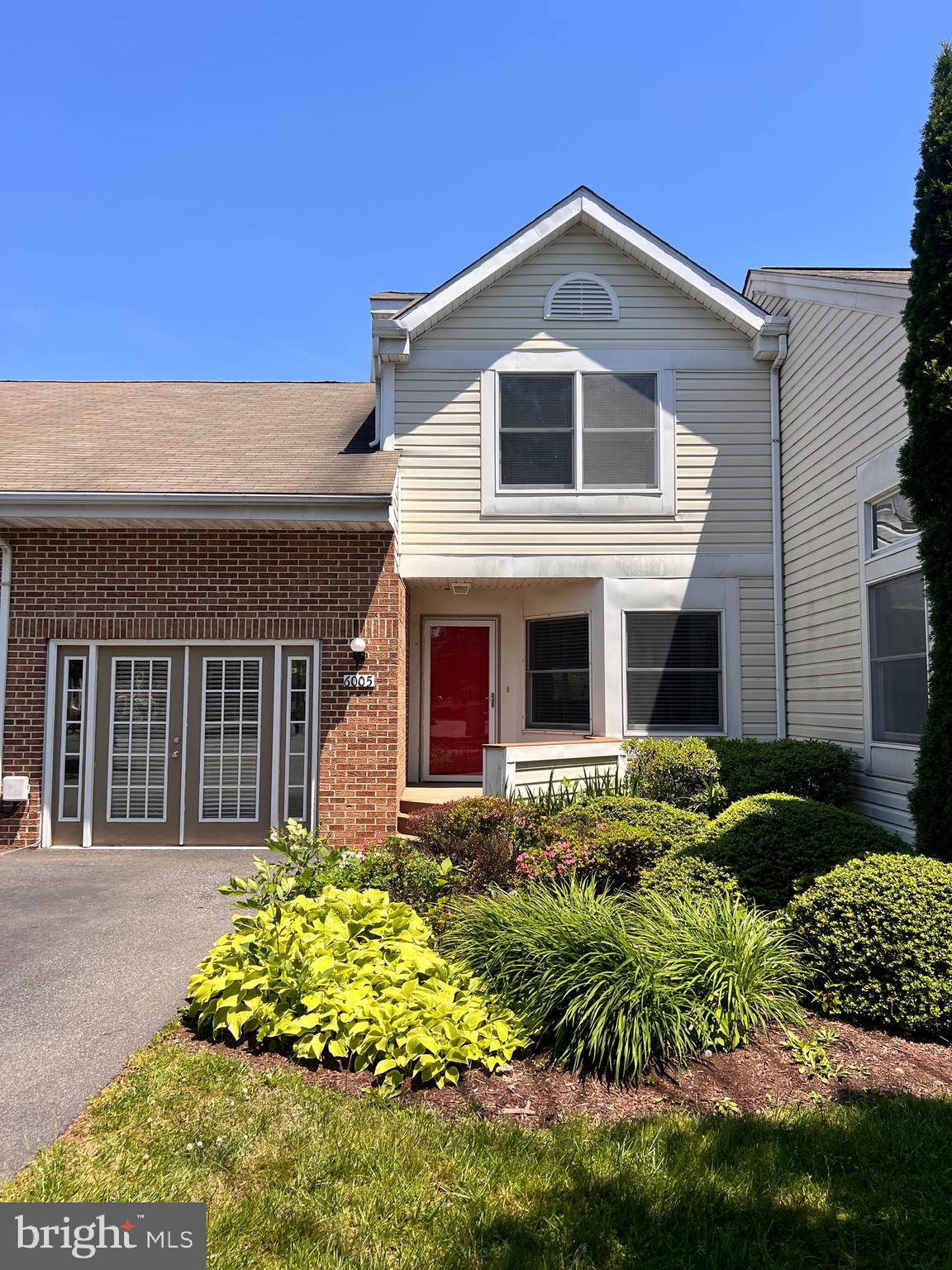 Low maintenance island living at its best! 6005 Bridgepointe Dr is freshly painted, deep cleaned, and ready for its new owners! All appliances new within the last two years, power washed & fresh paint on the deck with beautiful views of the pond. Easy access to RT50 - perfect for the commuter. Quiet neighborhood.