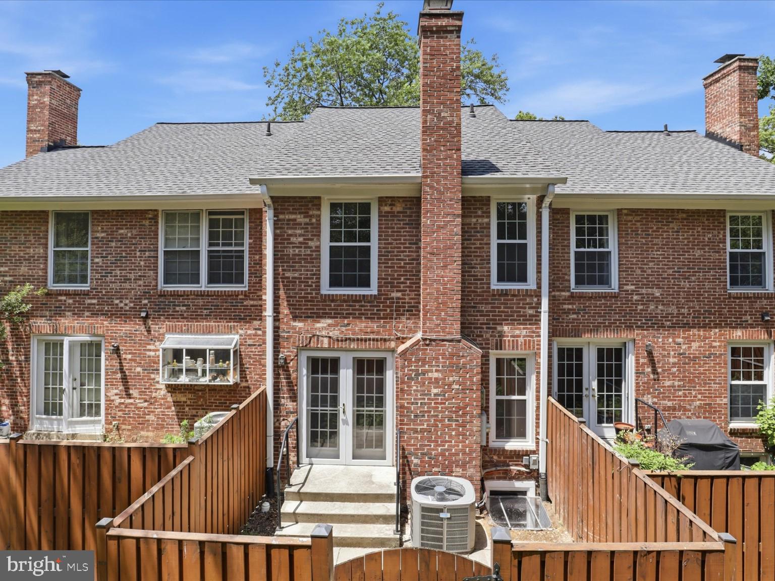 WINDGATE I - Residential