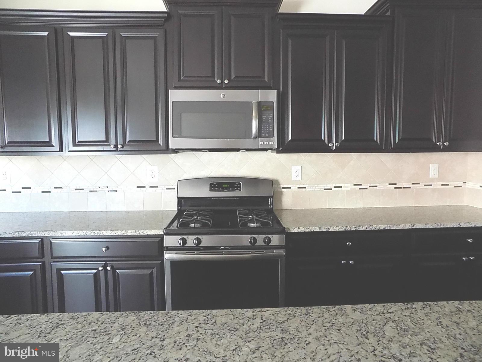 OXFORD SQUARE - Residential Lease