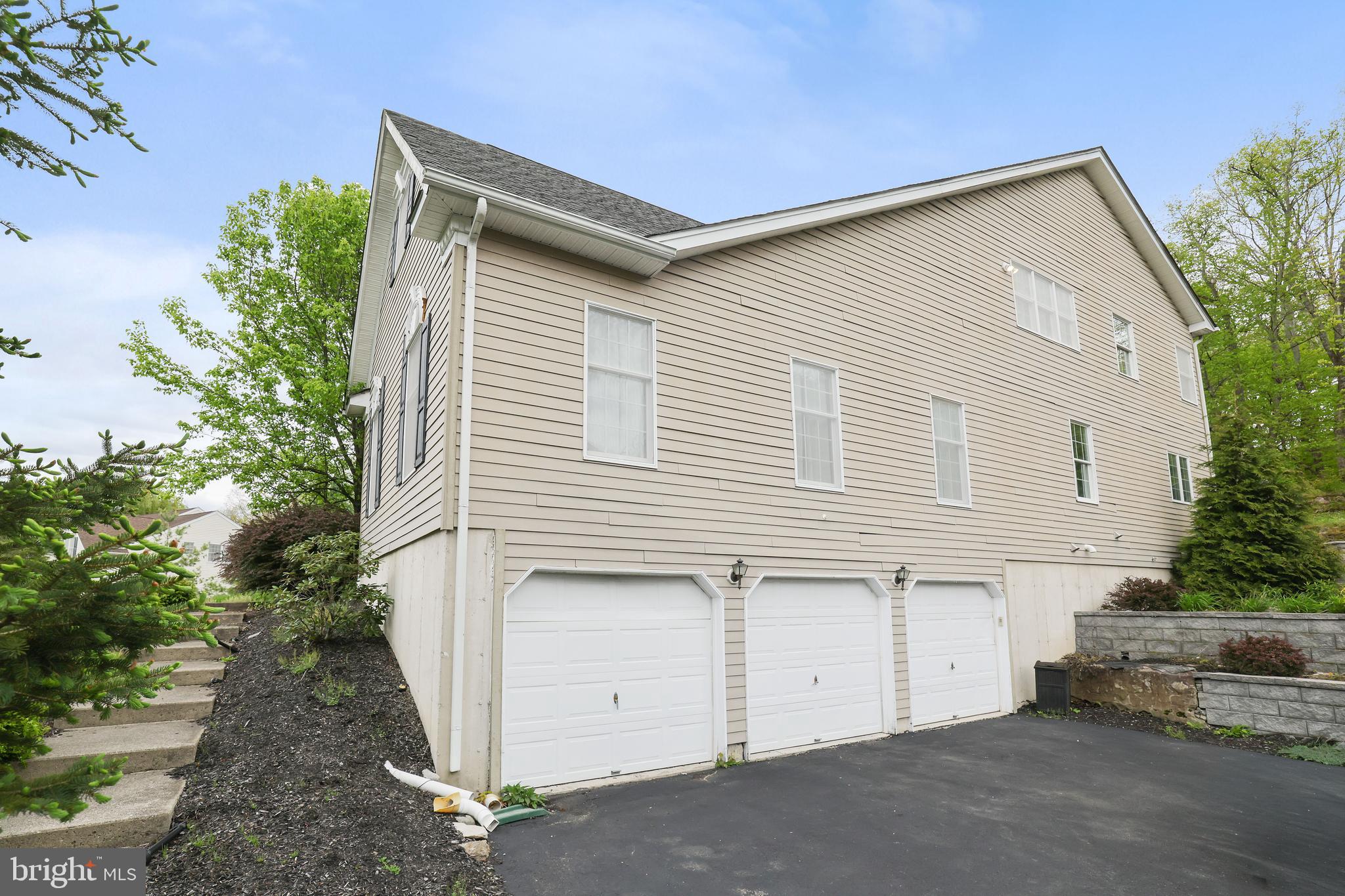ESTATES @ GREAT BEAR - Residential