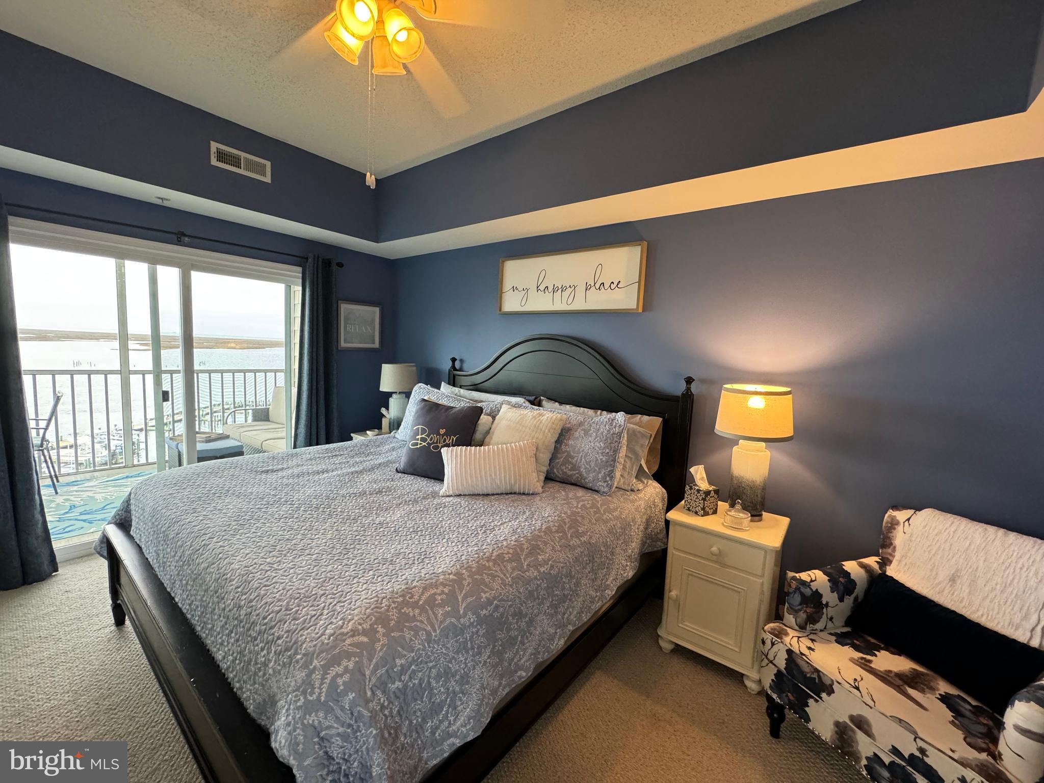 HARBOUR LIGHT CONDOS - Residential