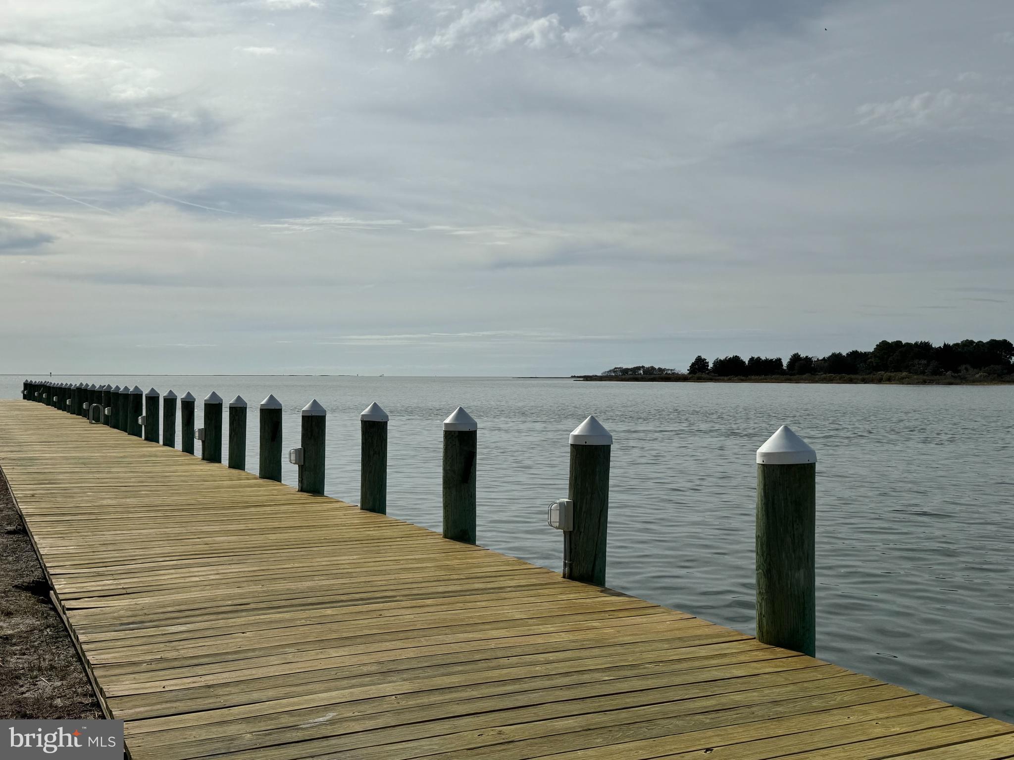 HARBOUR LIGHT CONDOS - Residential