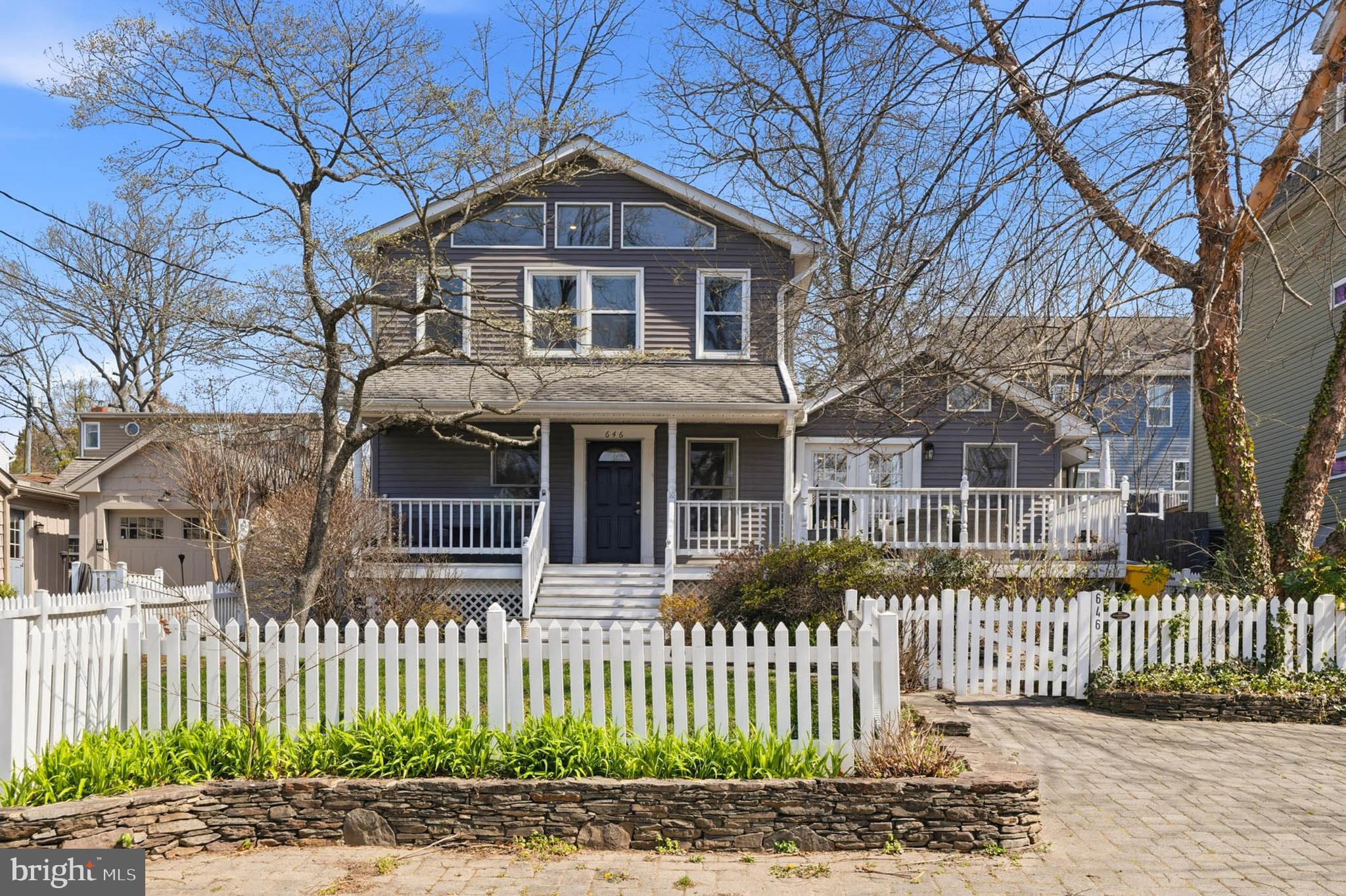 CARROLLTON MANOR - Residential