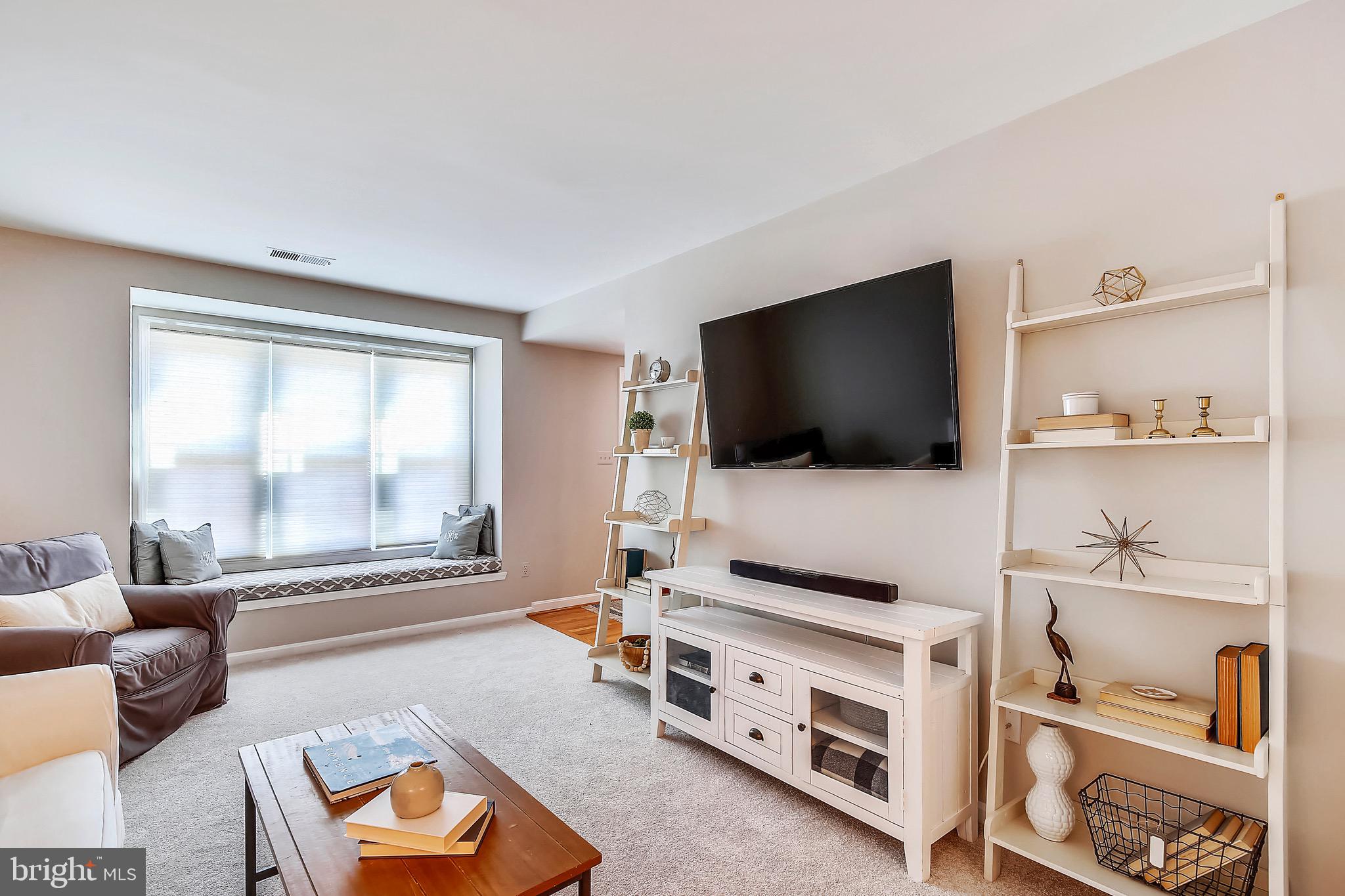 KENWOOD FOREST - Residential