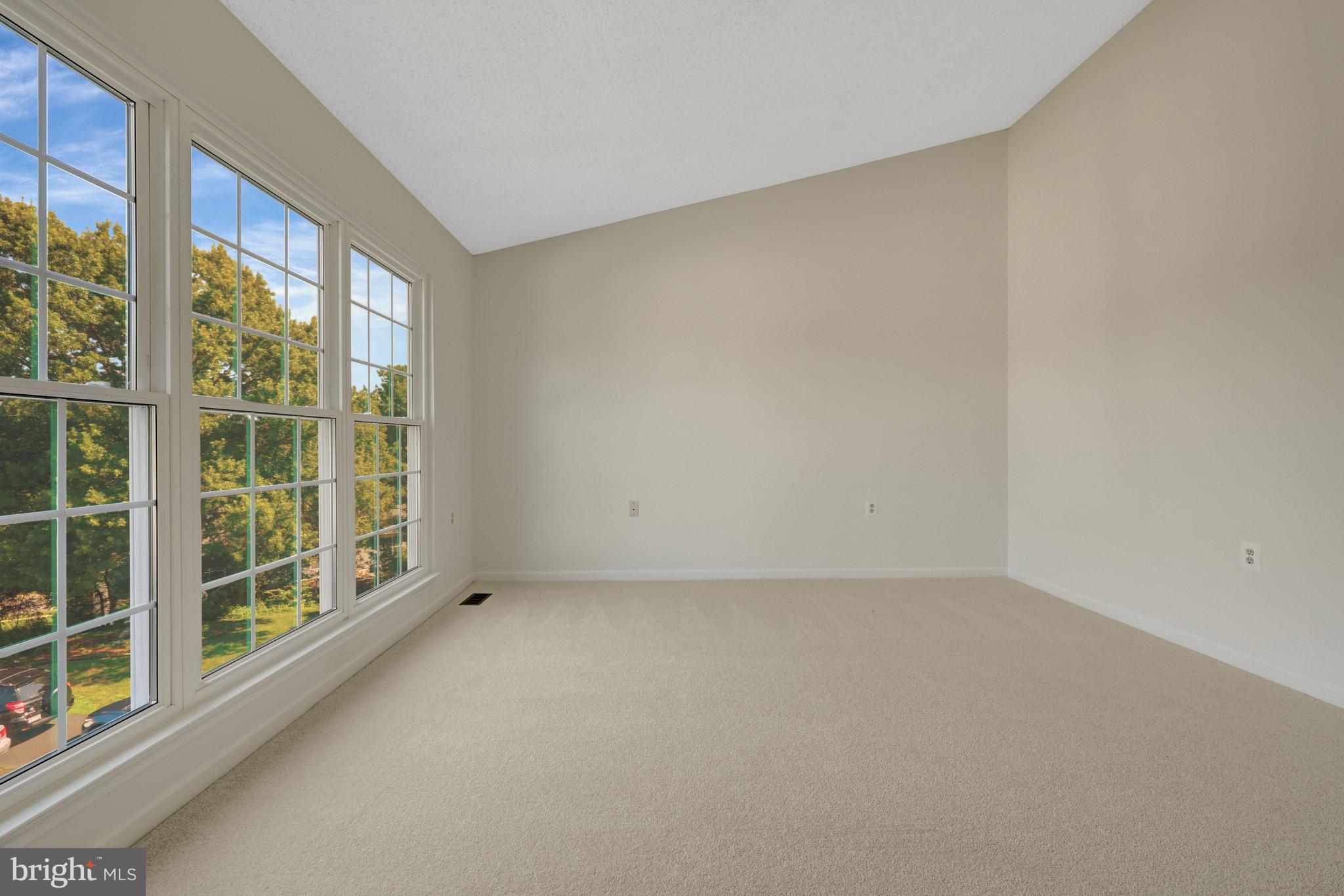 DRANESVILLE ESTATES - Residential