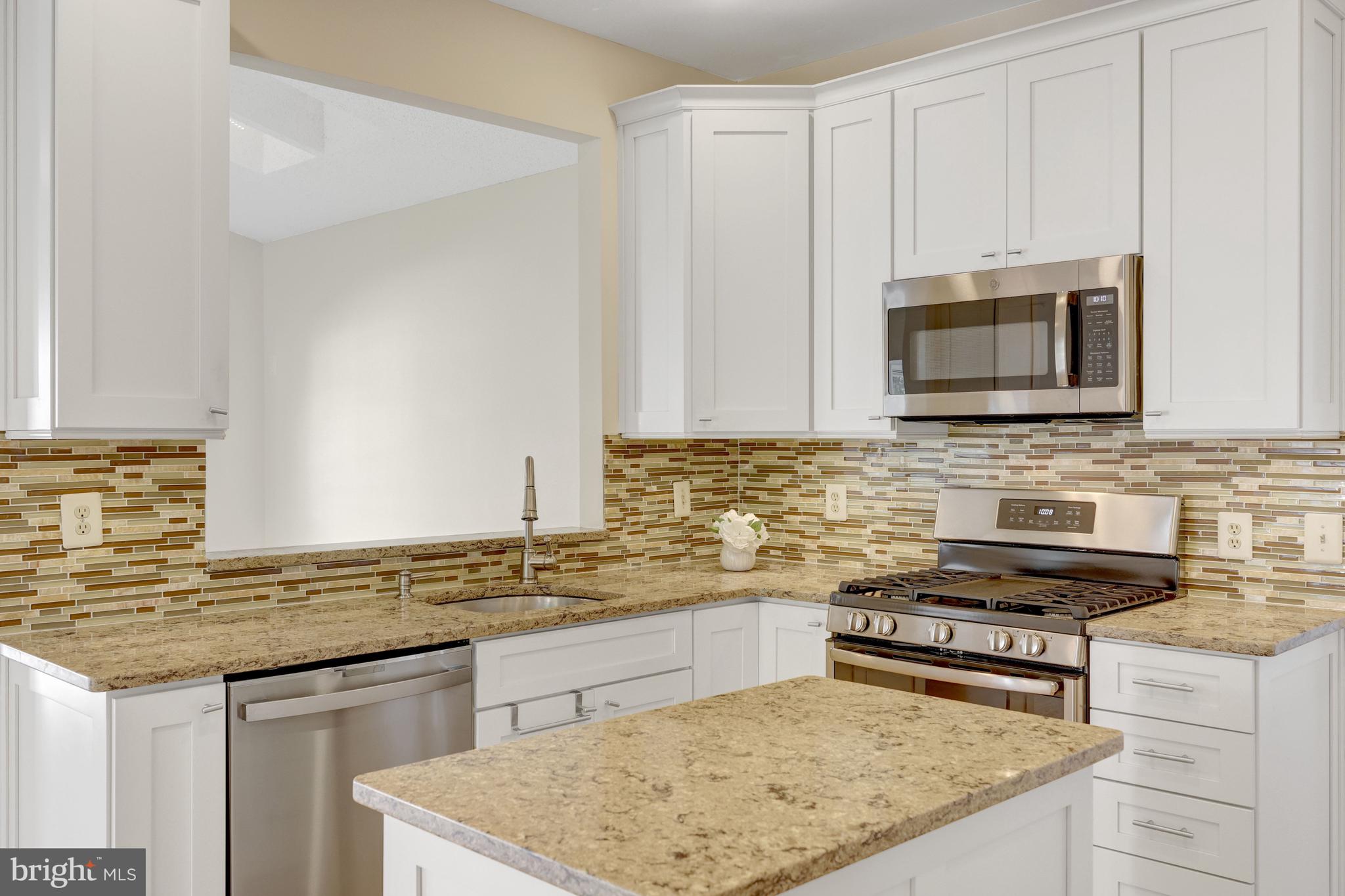 DRANESVILLE ESTATES - Residential