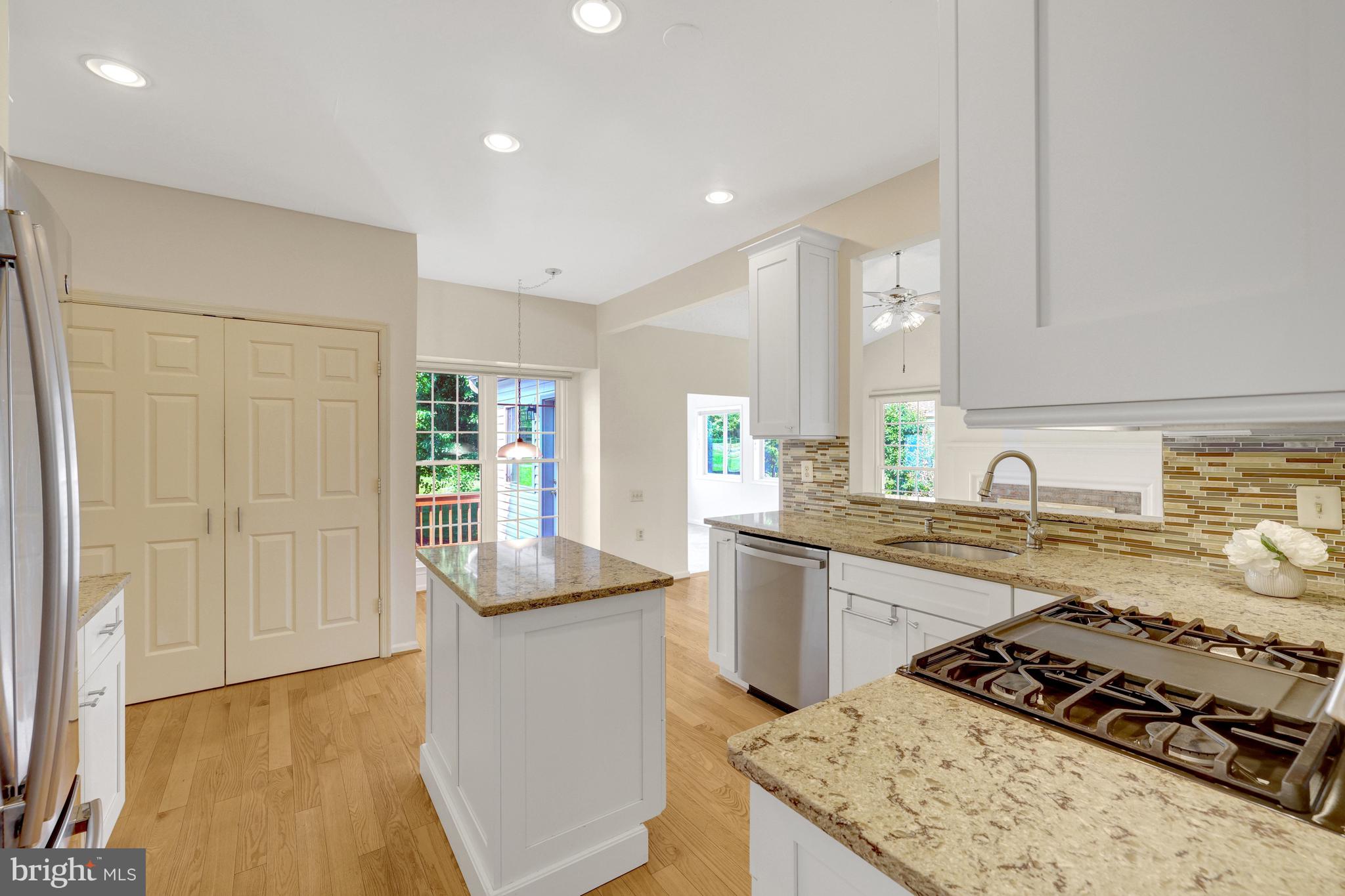 DRANESVILLE ESTATES - Residential
