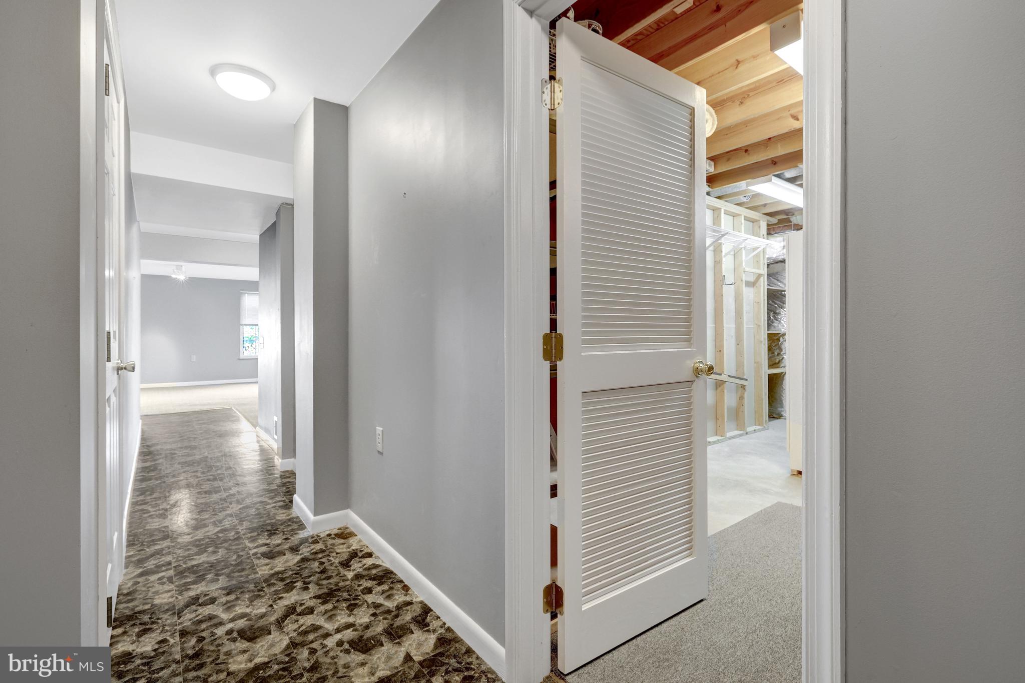 DRANESVILLE ESTATES - Residential
