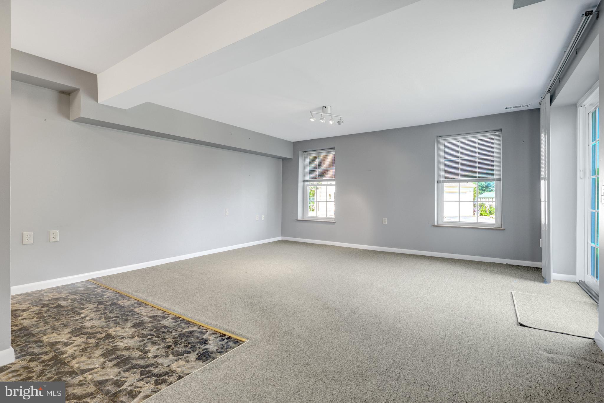 DRANESVILLE ESTATES - Residential