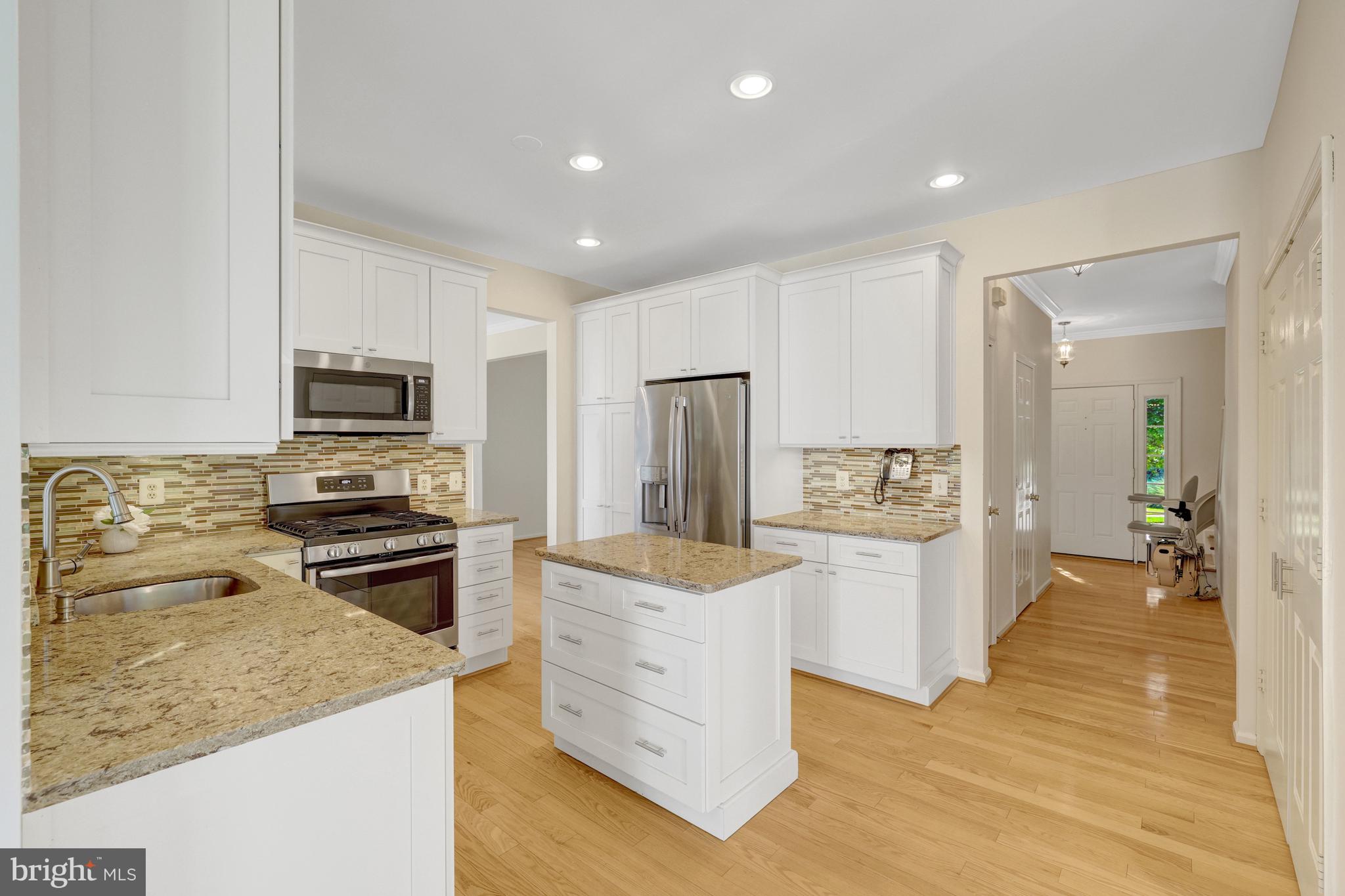 DRANESVILLE ESTATES - Residential