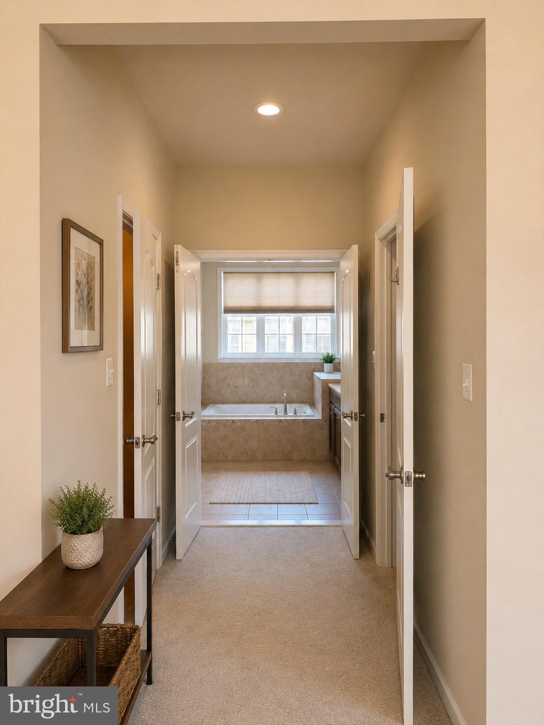 LANSDOWNE TOWN CENTER - Residential