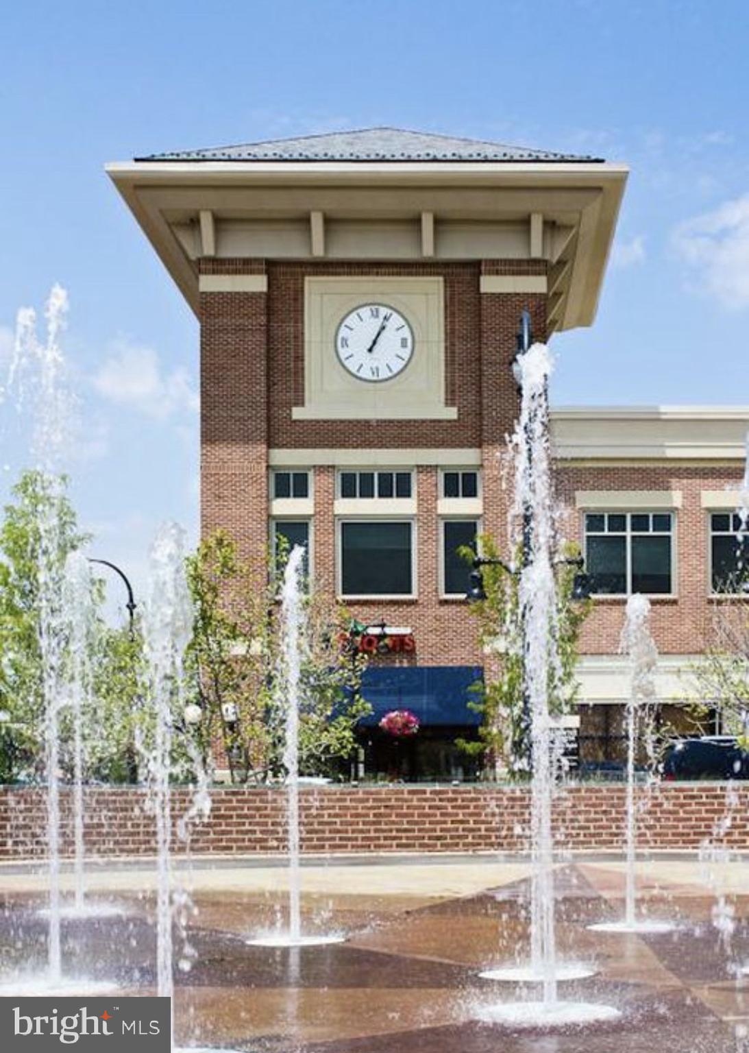 LANSDOWNE TOWN CENTER - Residential