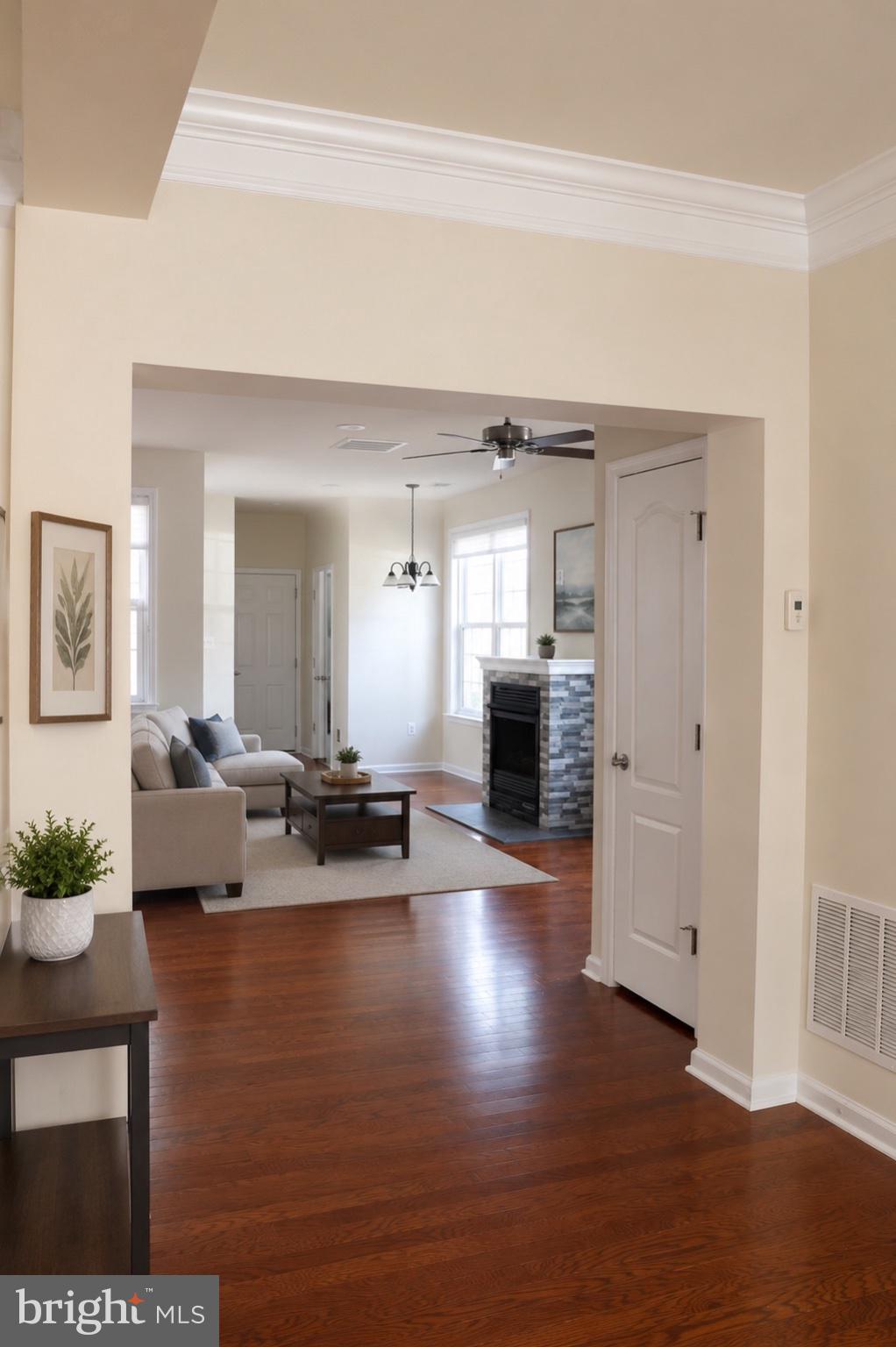 LANSDOWNE TOWN CENTER - Residential