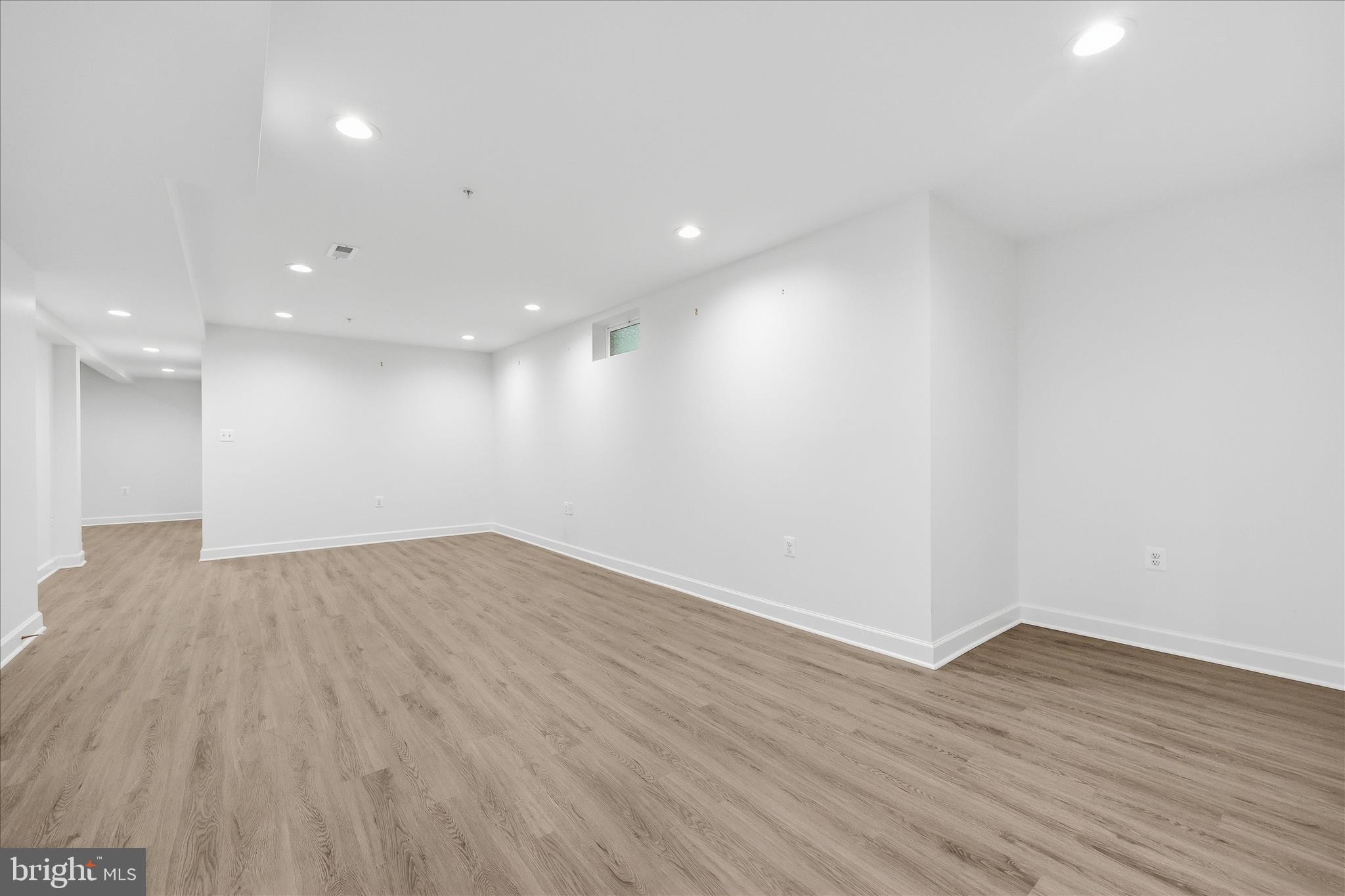 WOODRIDGE AT LAKE LINGANORE - Residential