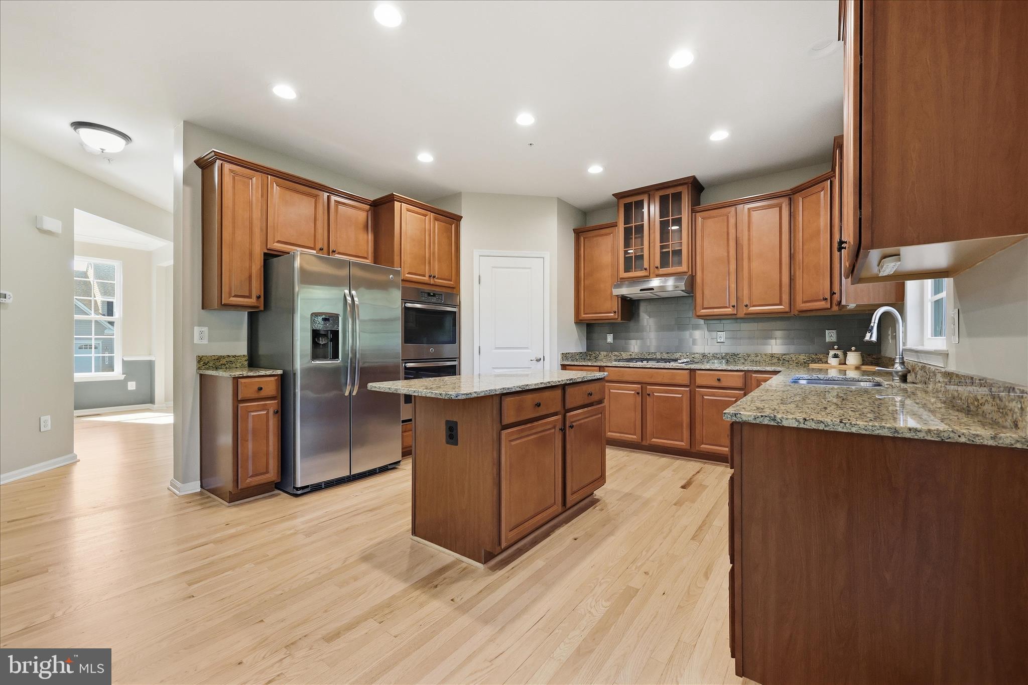 WOODRIDGE AT LAKE LINGANORE - Residential