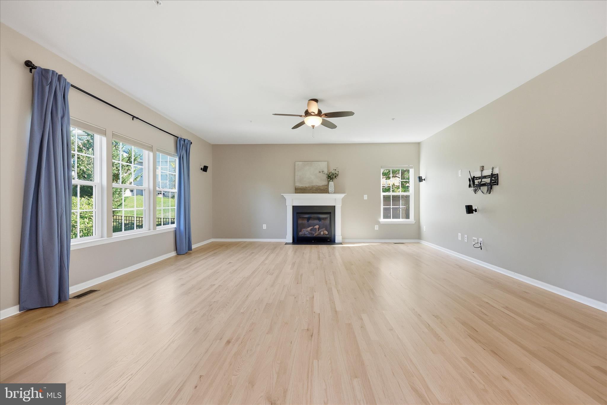 WOODRIDGE AT LAKE LINGANORE - Residential