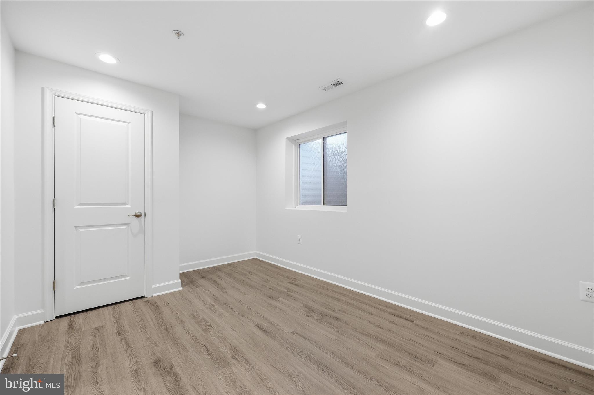 WOODRIDGE AT LAKE LINGANORE - Residential