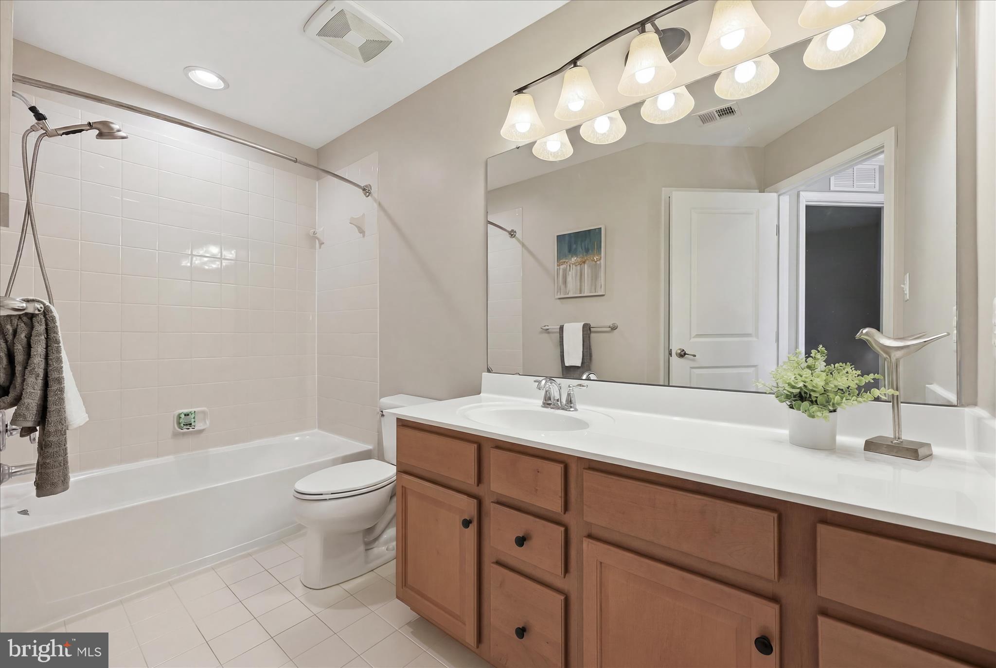 WOODRIDGE AT LAKE LINGANORE - Residential