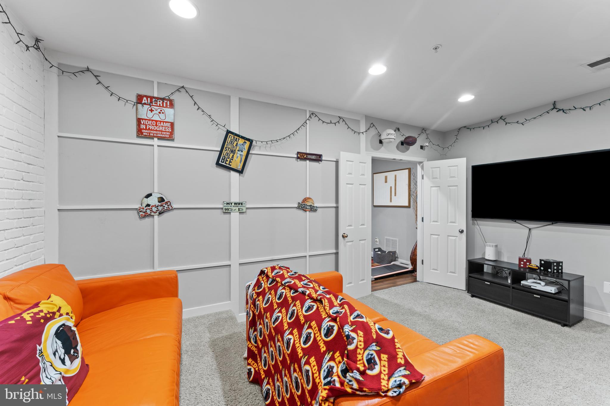 BRICK YARD STATION - Residential