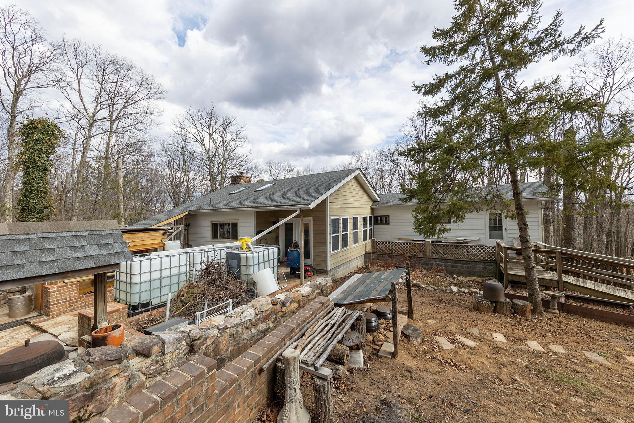 WILDE  ACRES - Residential
