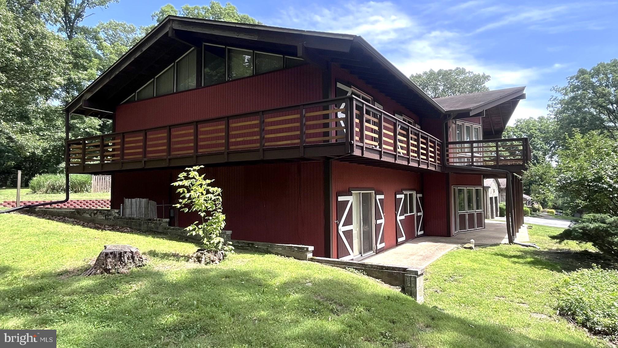 SKYLINE ESTATES - Residential